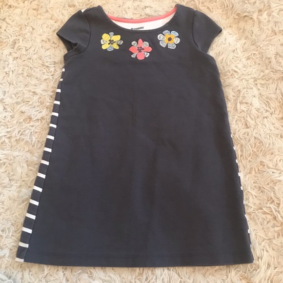 5/$25! Gymboree flower dress size 4 XS
